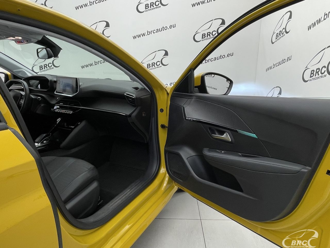 Peugeot 208 | 7