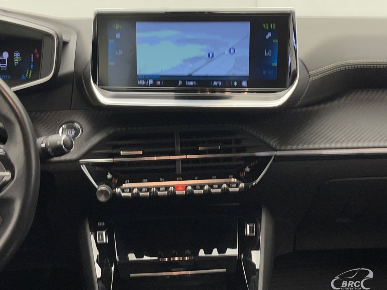Peugeot 208 | 14