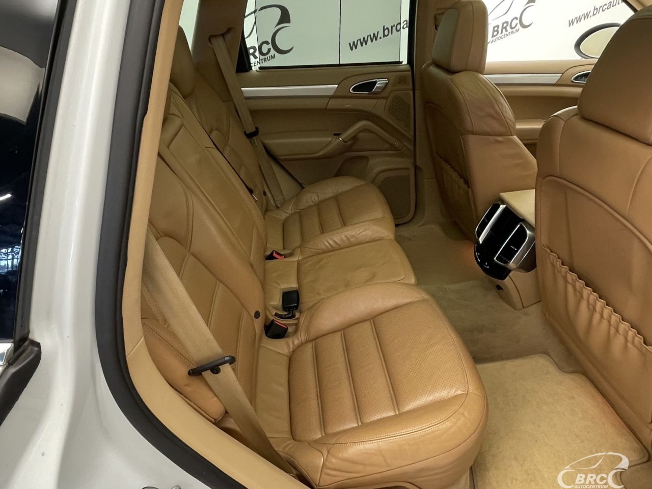 Porsche Cayenne | 10