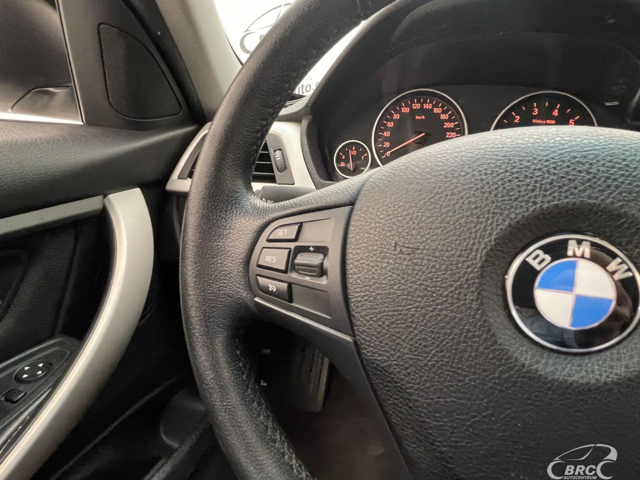 BMW 320 | 27