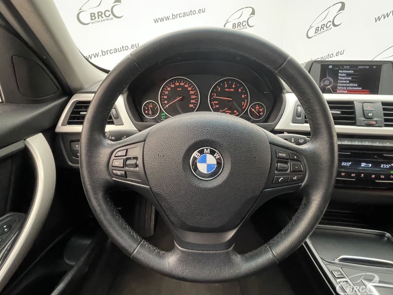 BMW 320 | 25