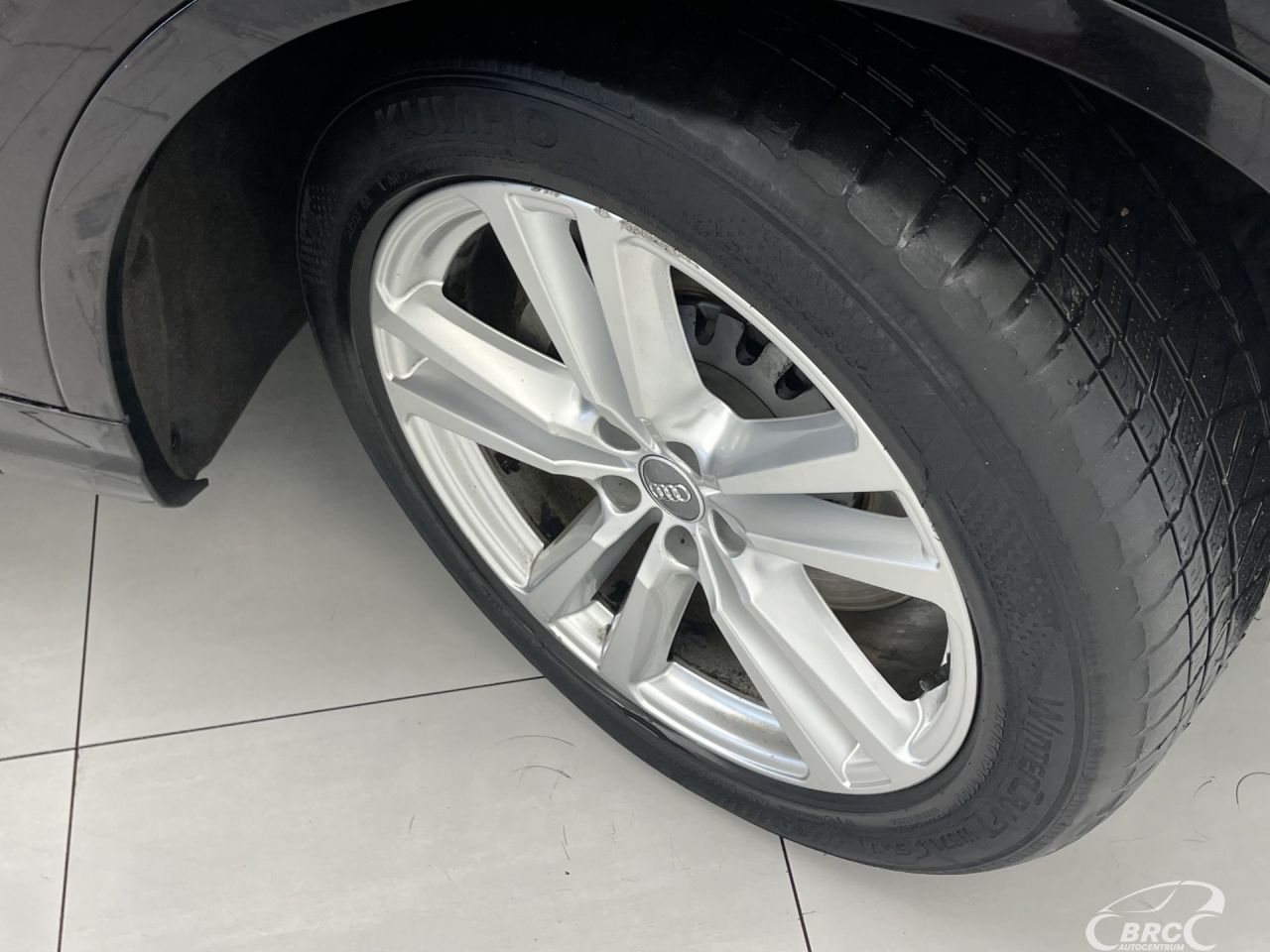 Audi Q7 | 49