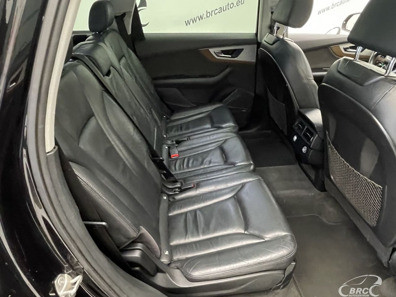 Audi Q7 | 11