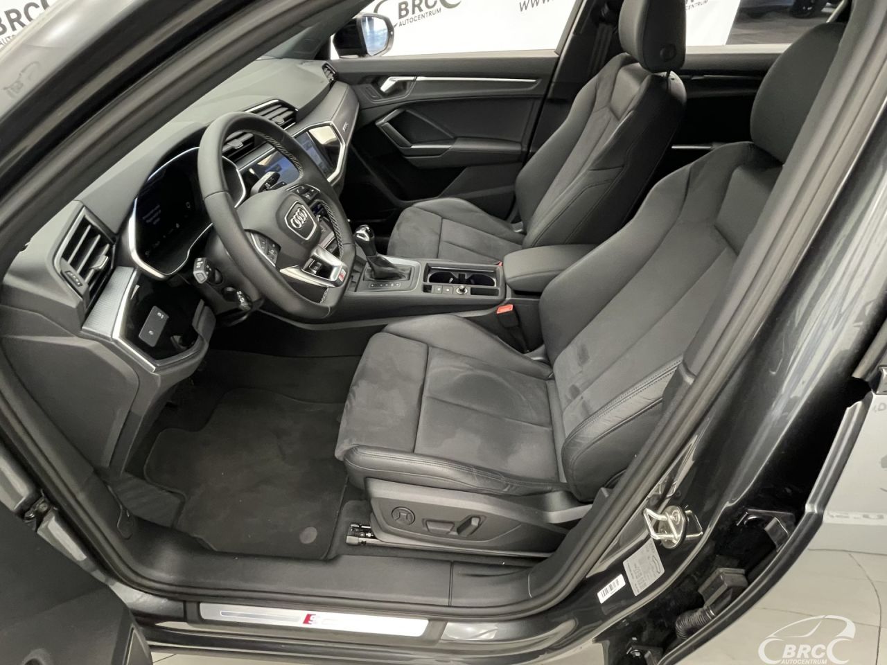 Audi Q3 | 20