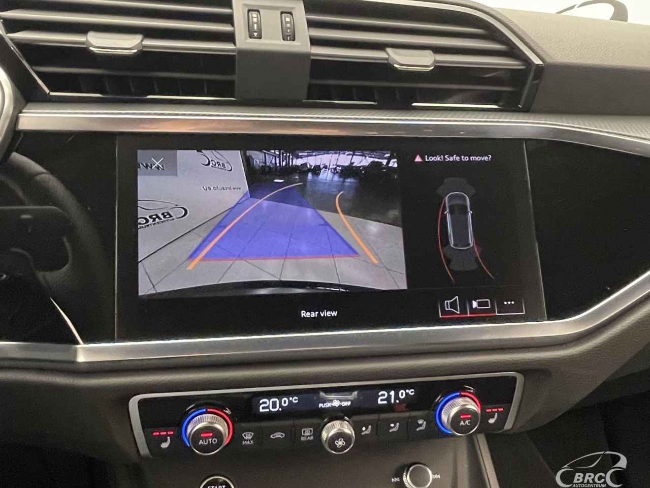 Audi Q3 | 36