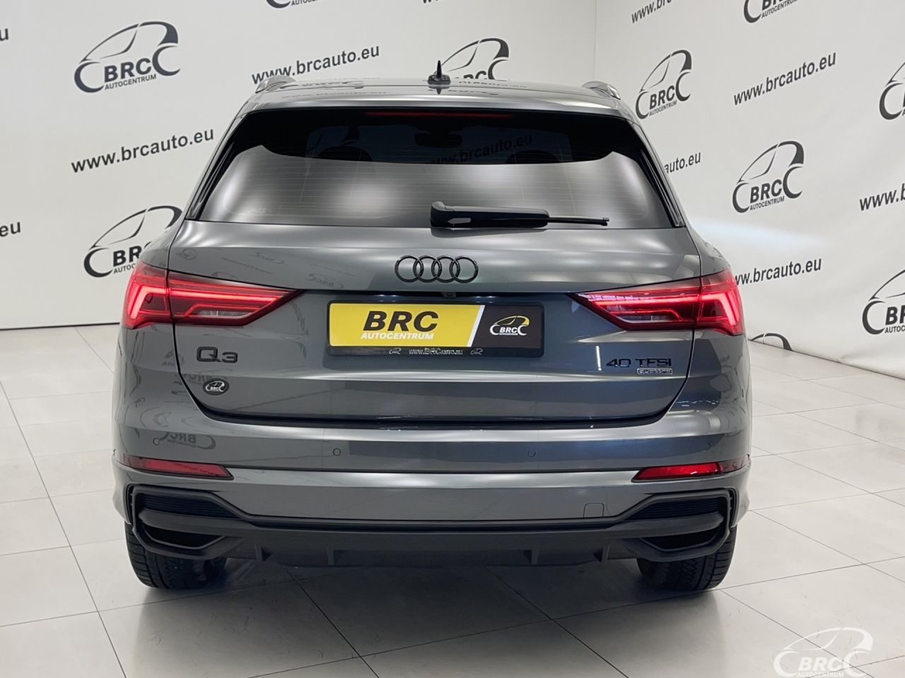 Audi Q3 | 51