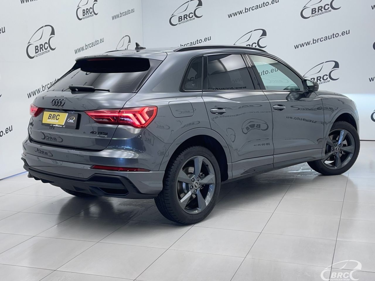 Audi Q3 | 1