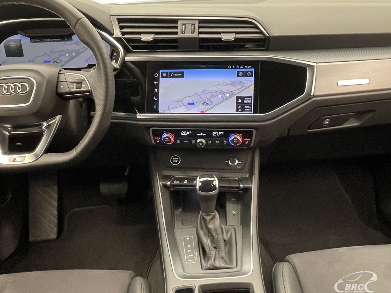 Audi Q3 | 14