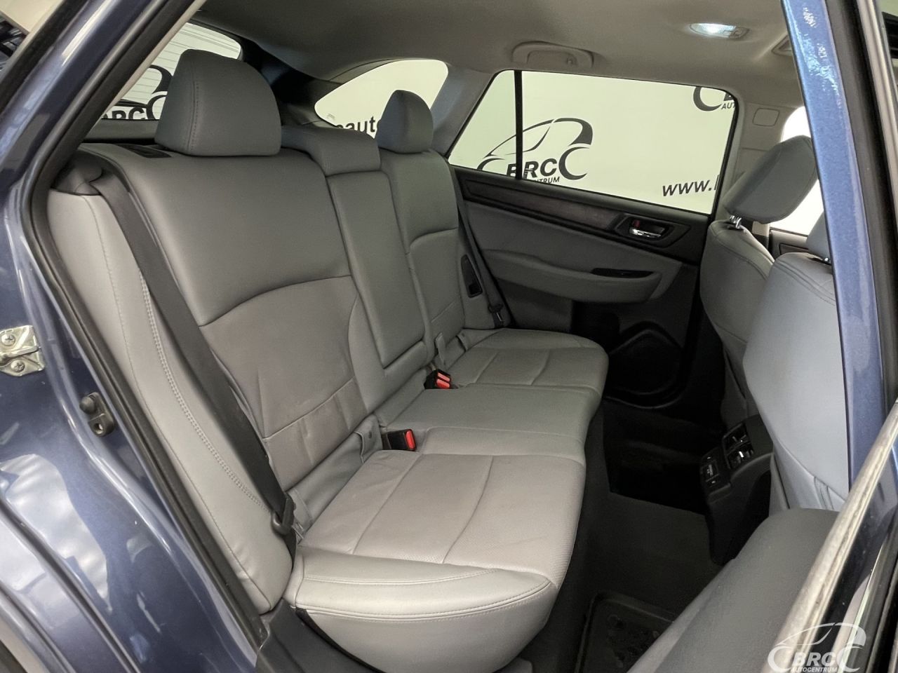 Subaru Outback | 12