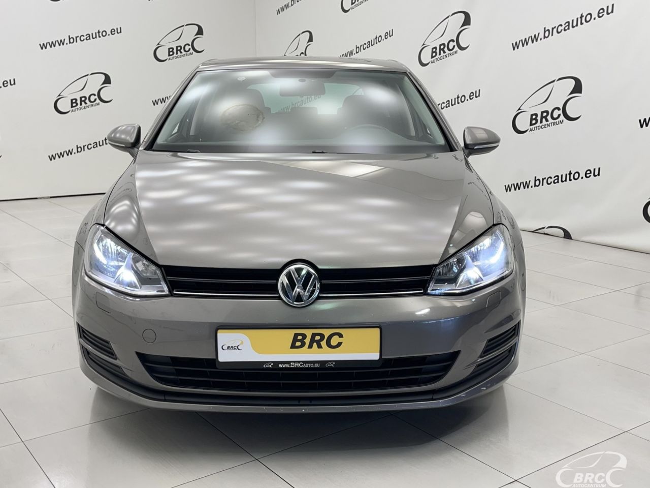 Volkswagen Golf | 38