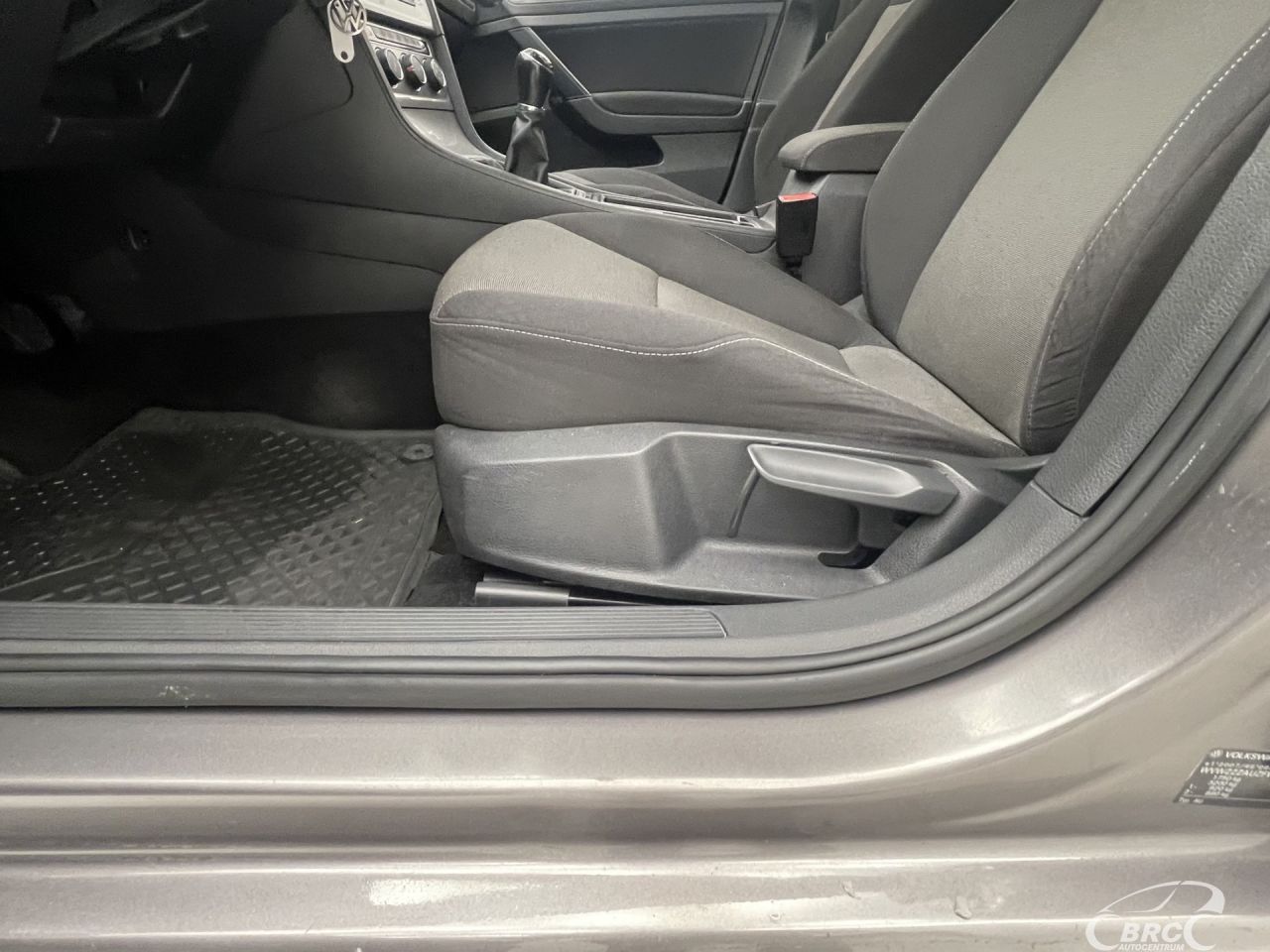 Volkswagen Golf | 20