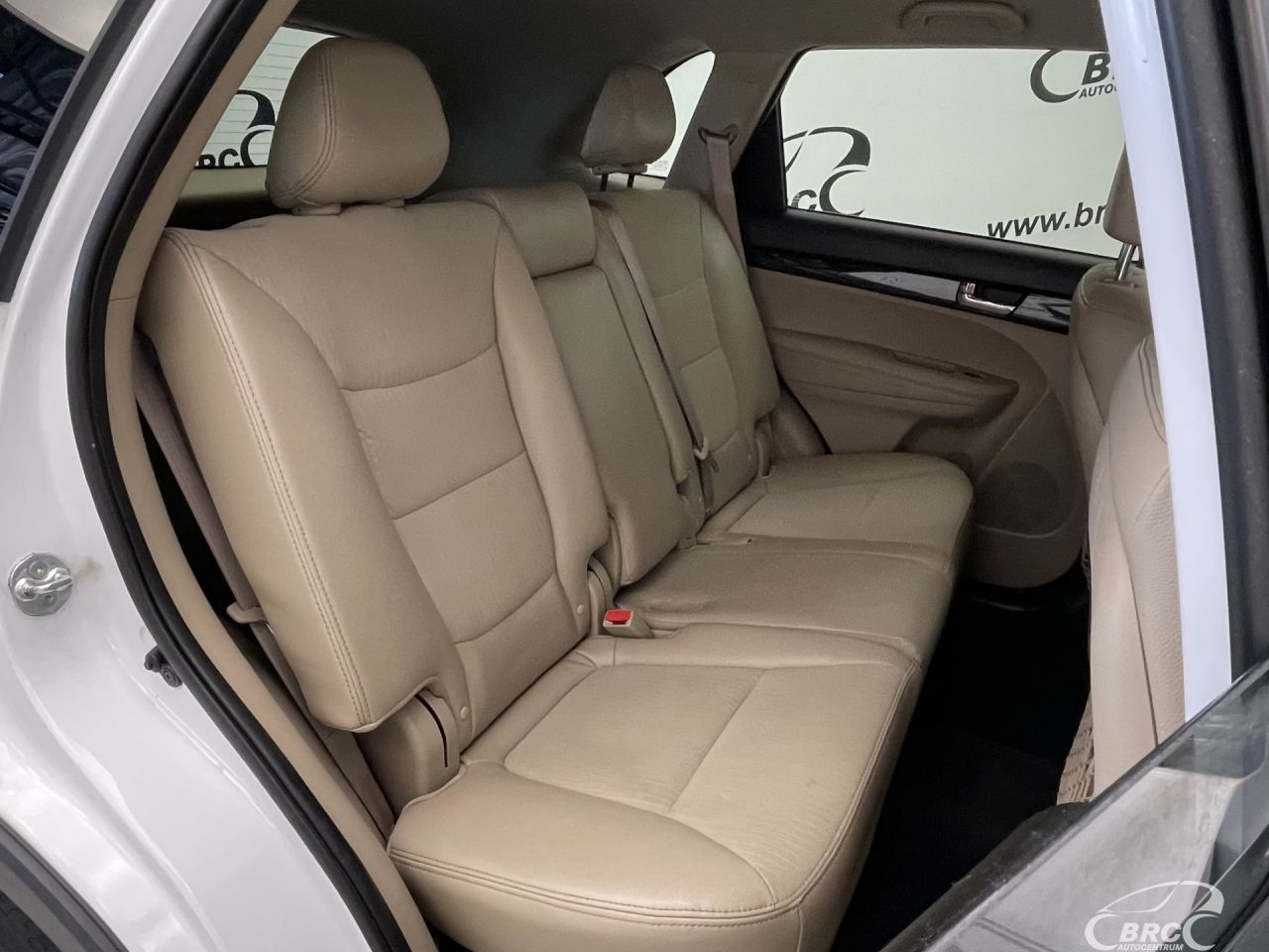Kia Sorento | 10