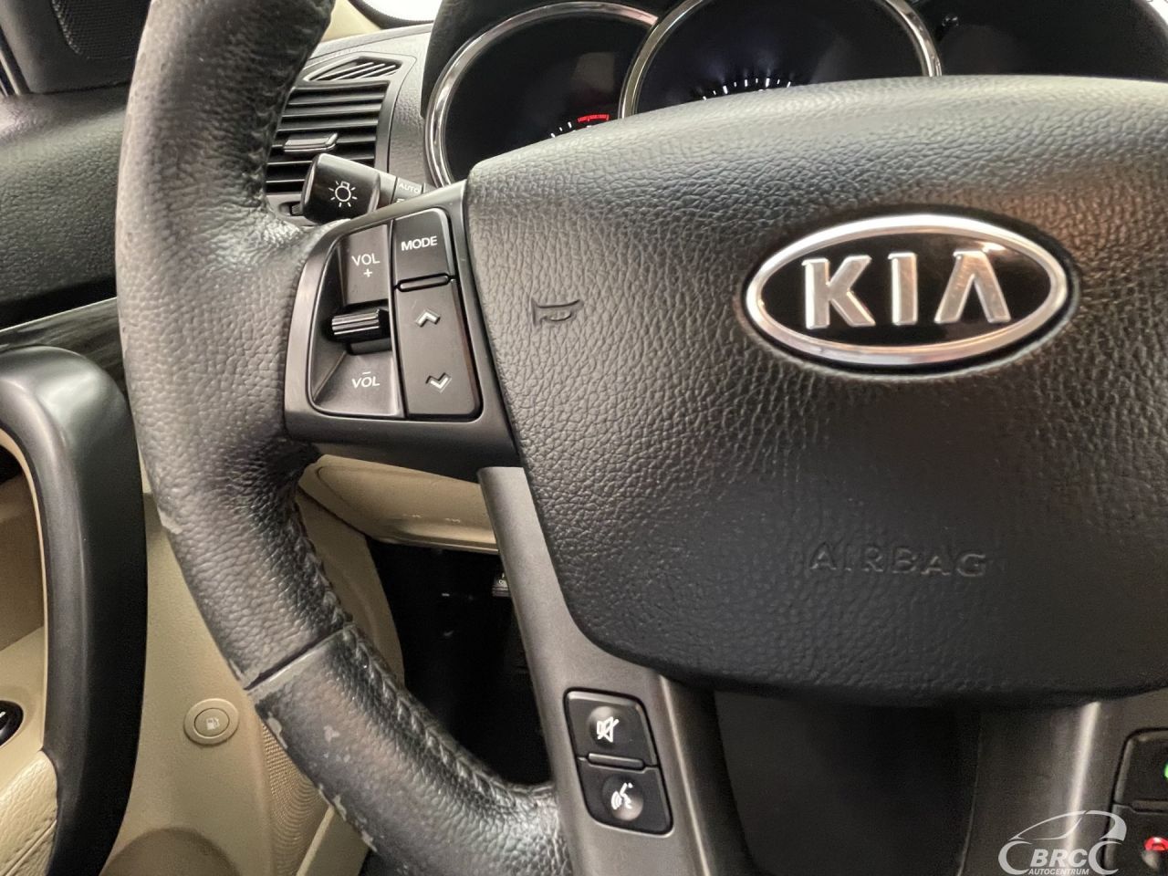 Kia Sorento | 28