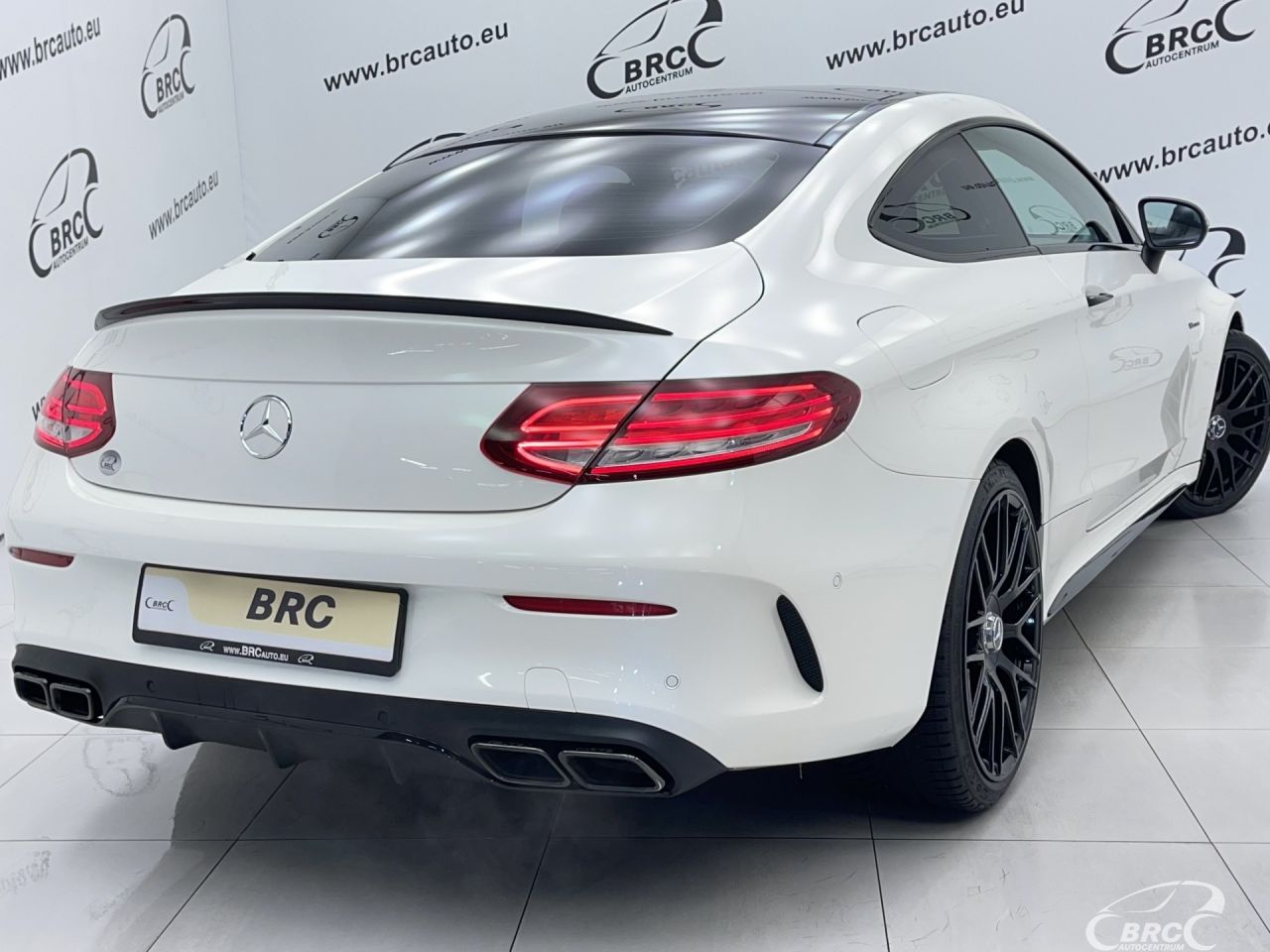Mercedes-Benz C63 AMG | 56
