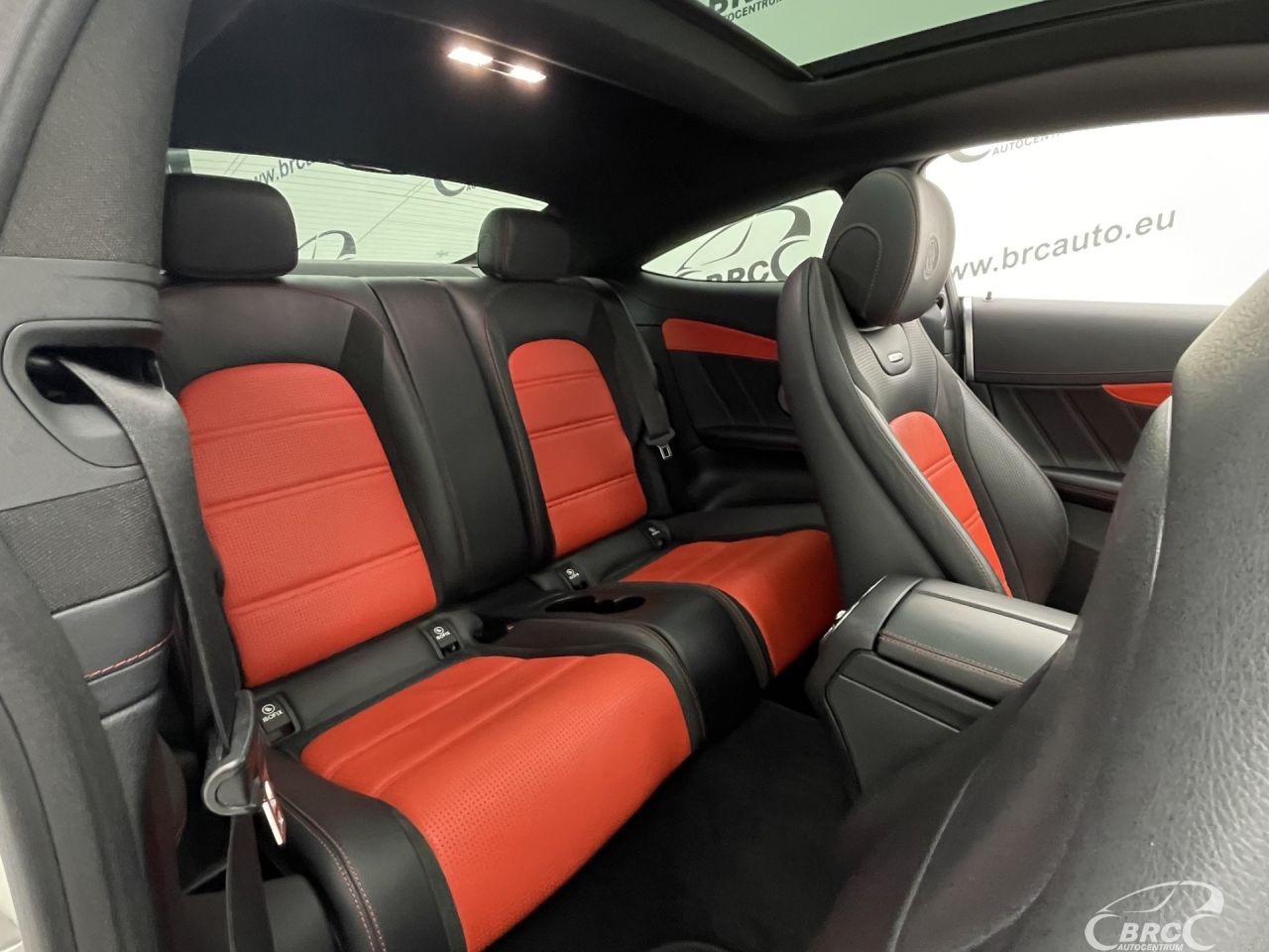 Mercedes-Benz C63 AMG | 10