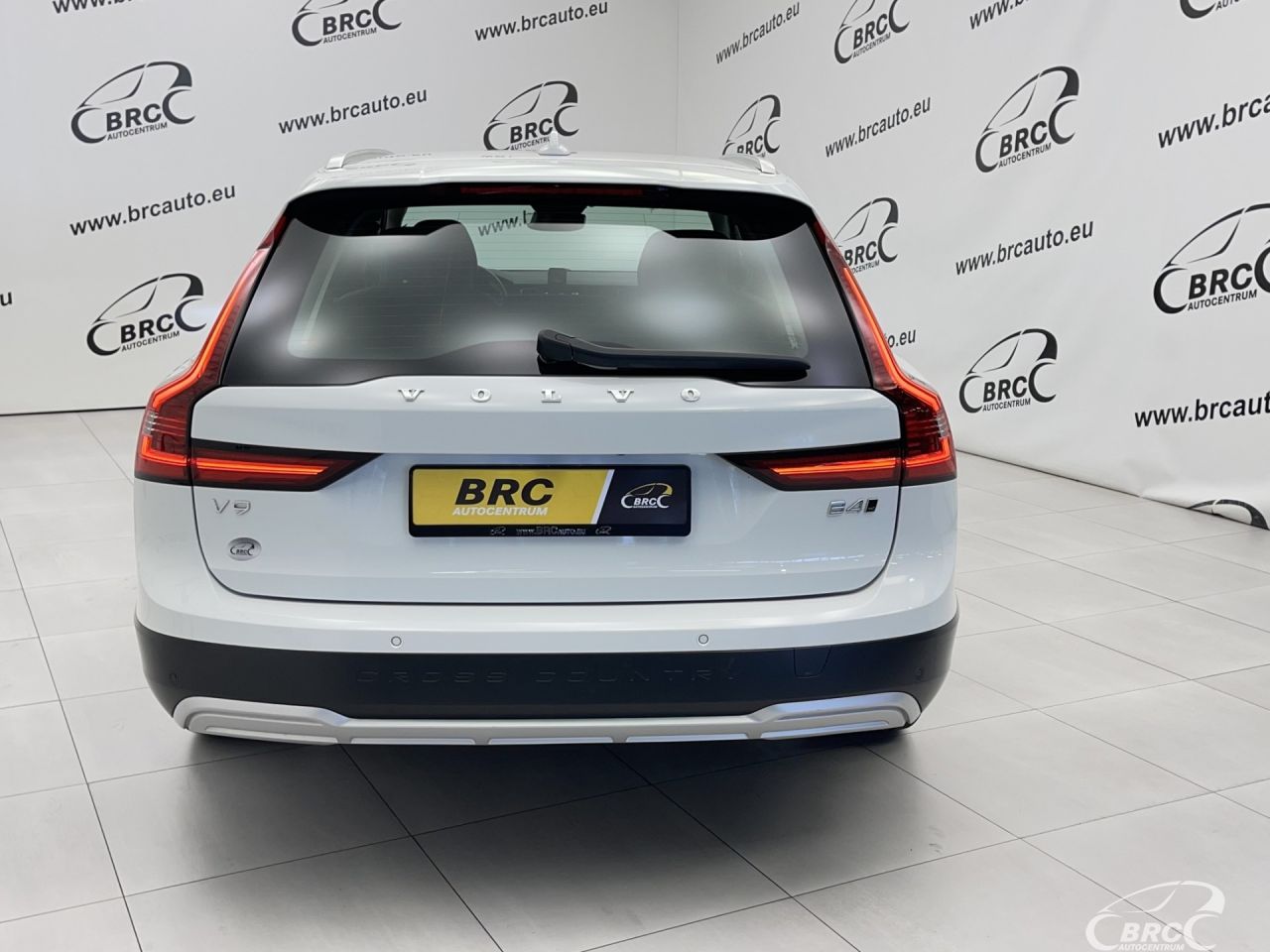 Volvo V90 | 50