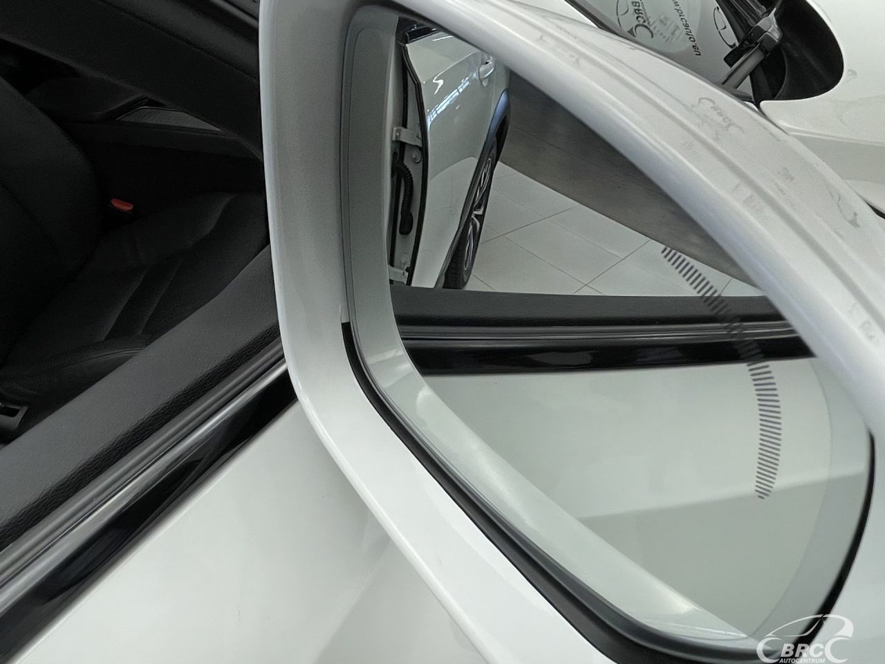 Volvo V90 | 8