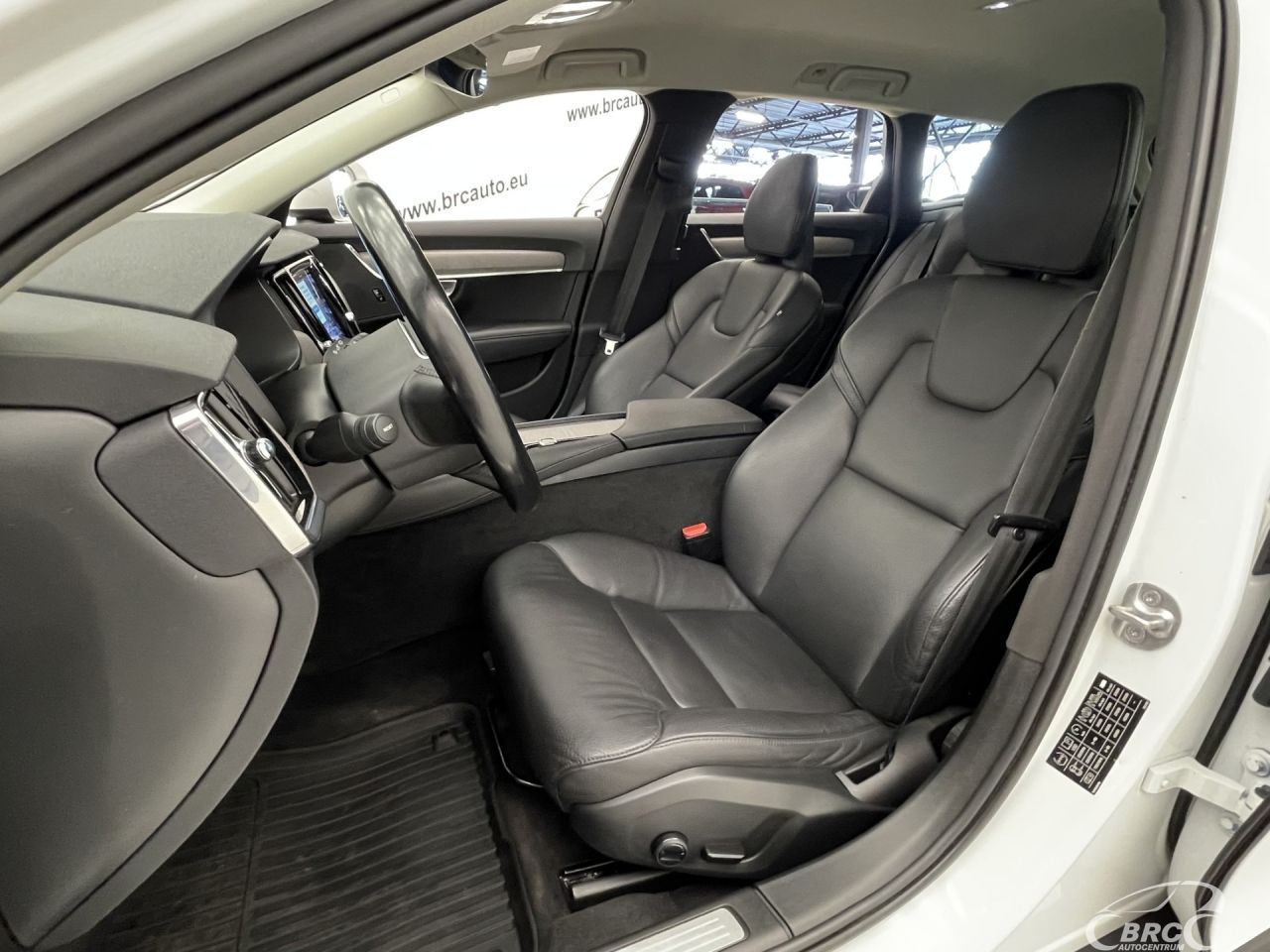Volvo V90 | 24