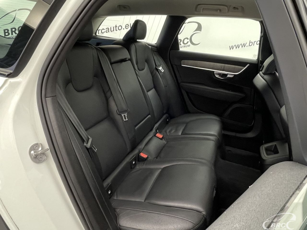 Volvo V90 | 14