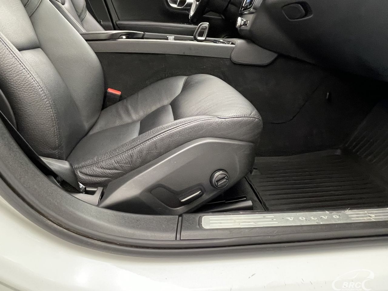 Volvo V90 | 5