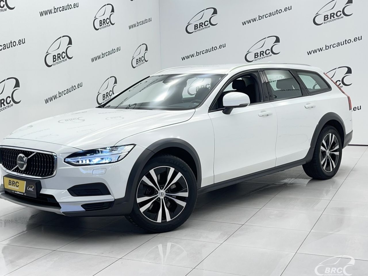 Volvo V90, 2.0 l., universal