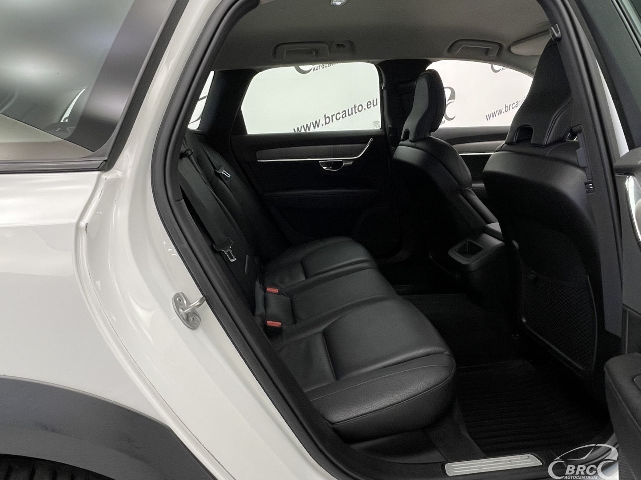 Volvo V90 | 10