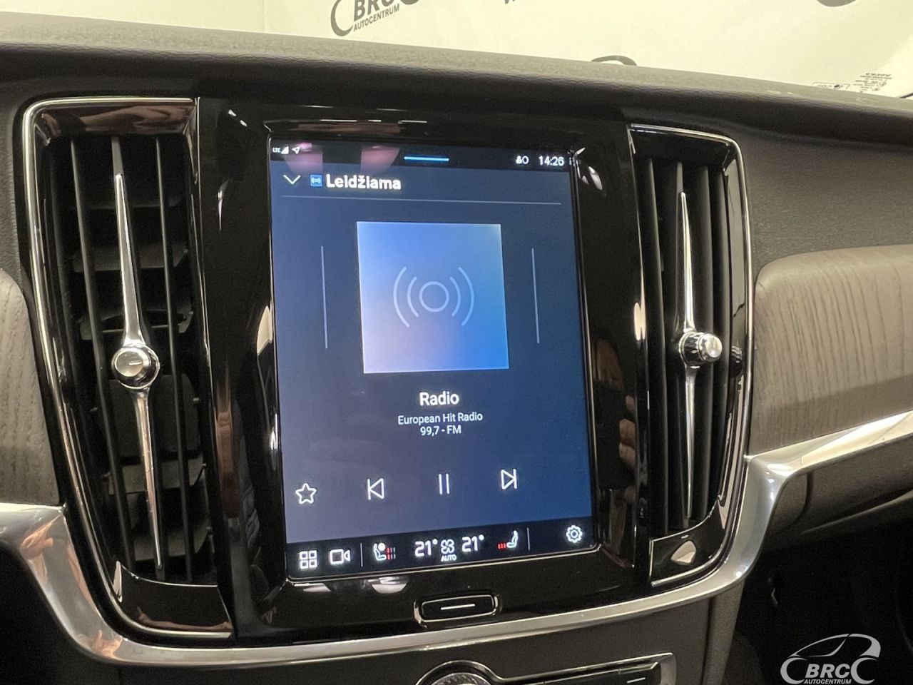 Volvo V90 | 35