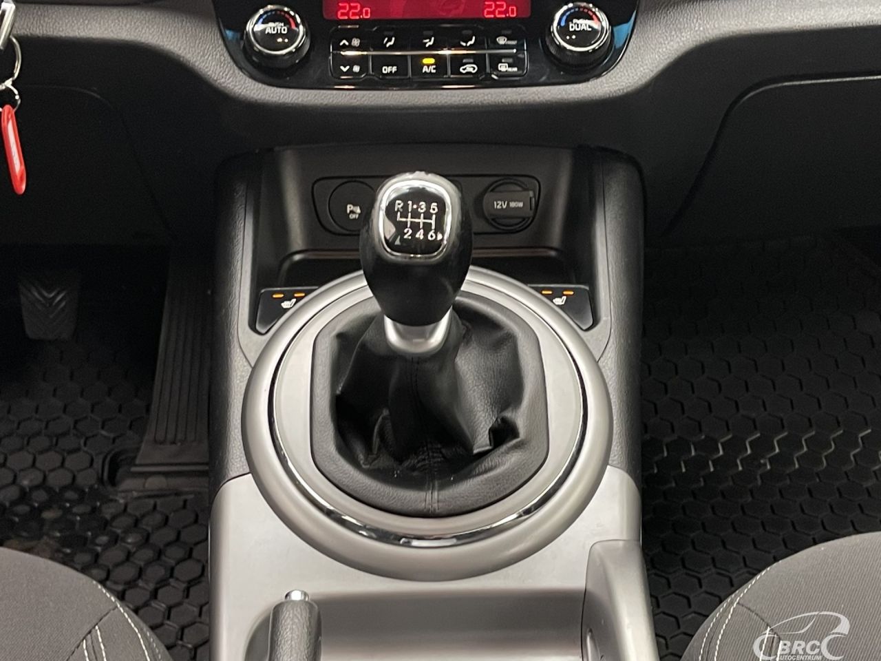 Kia Sportage | 17