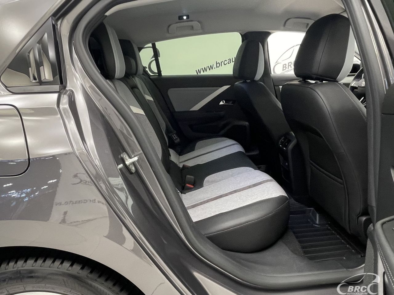 Opel Astra | 9