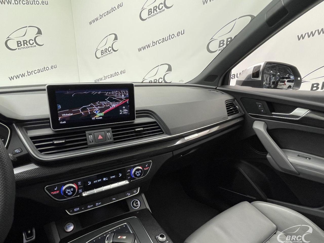 Audi SQ5 | 30