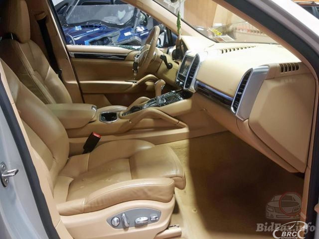 Porsche Cayenne | 17