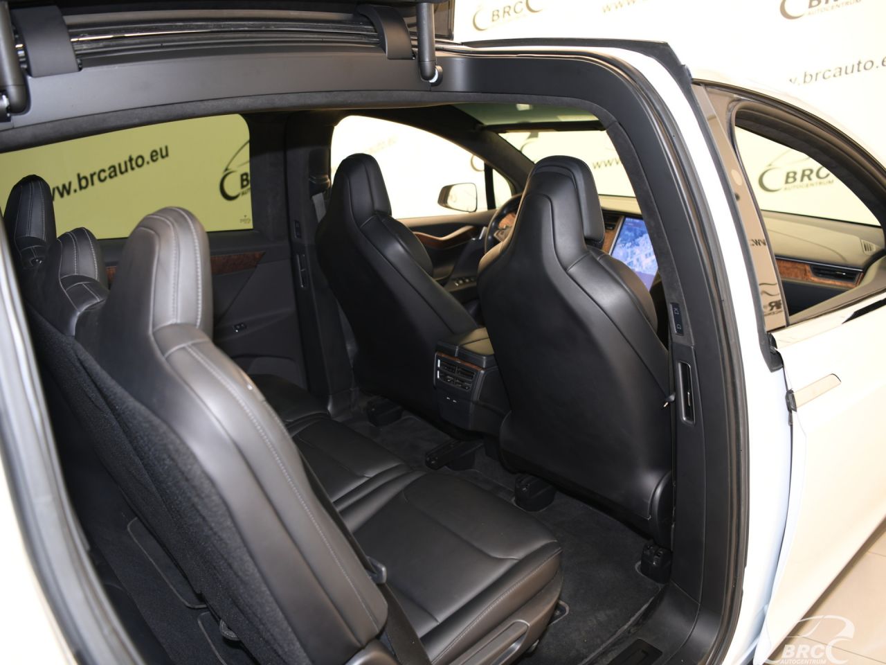 Tesla Model X | 11