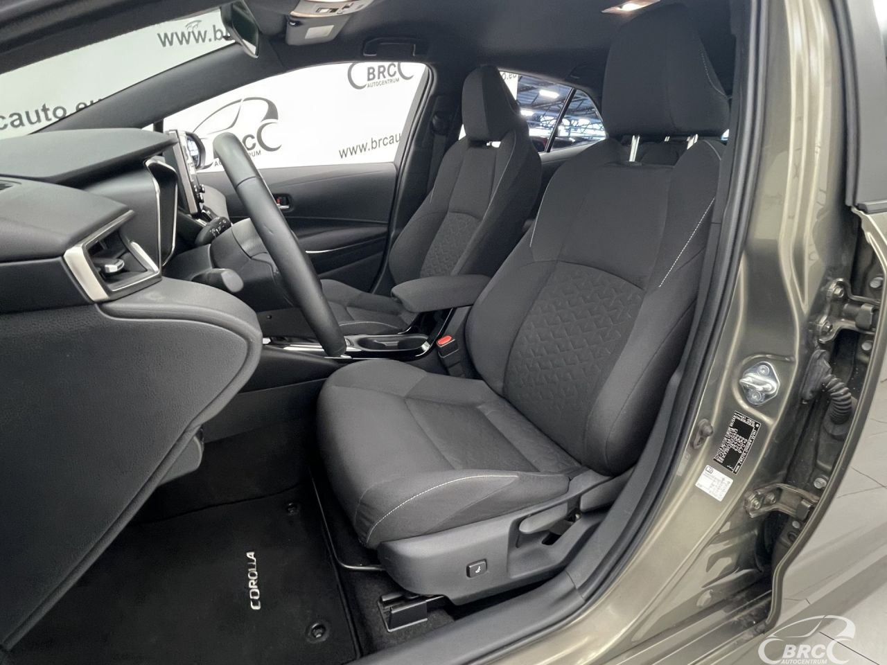Toyota Corolla | 37