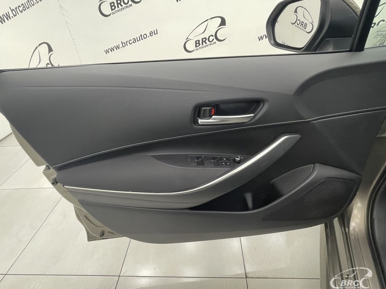 Toyota Corolla | 31