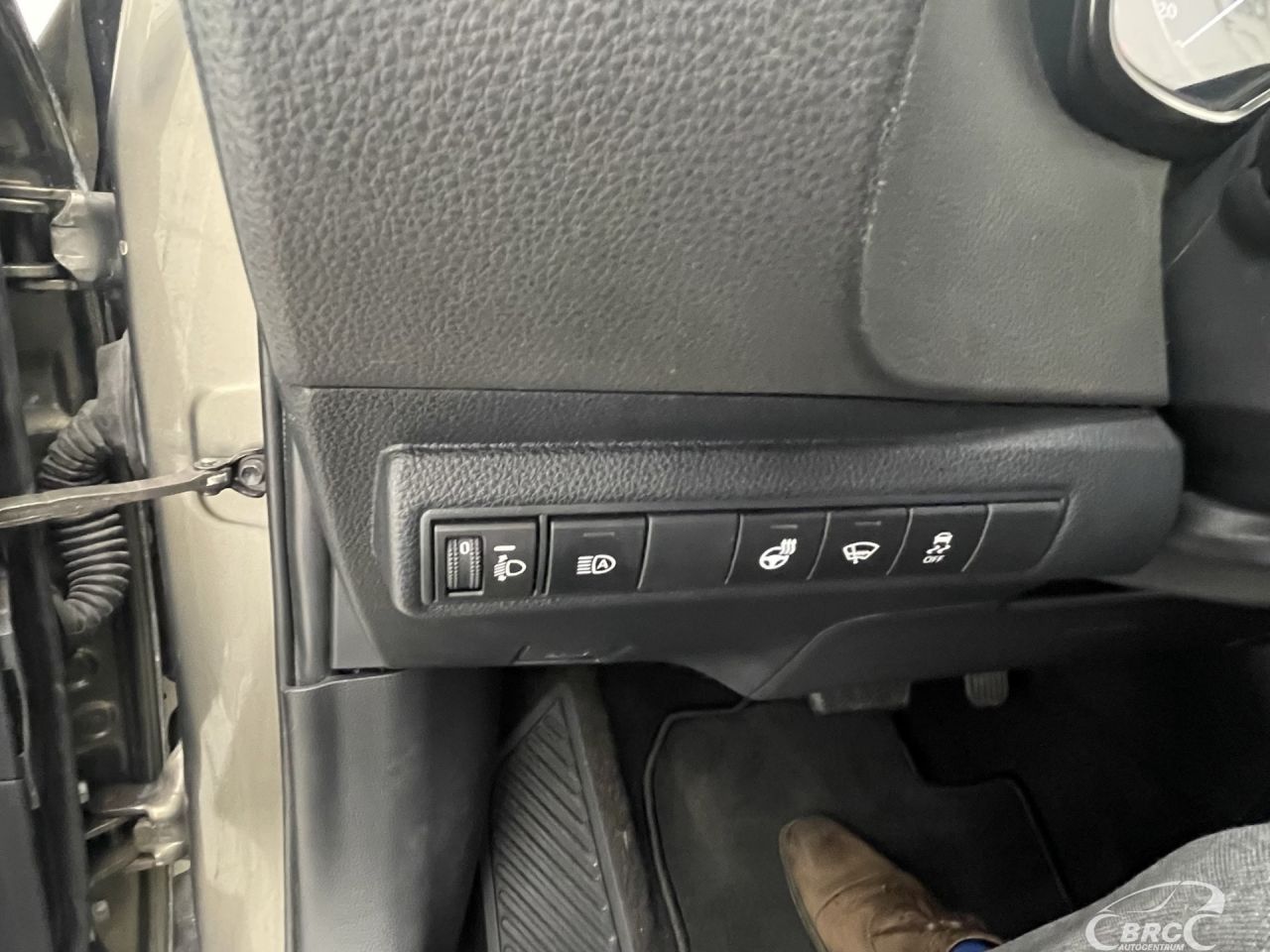 Toyota Corolla | 43