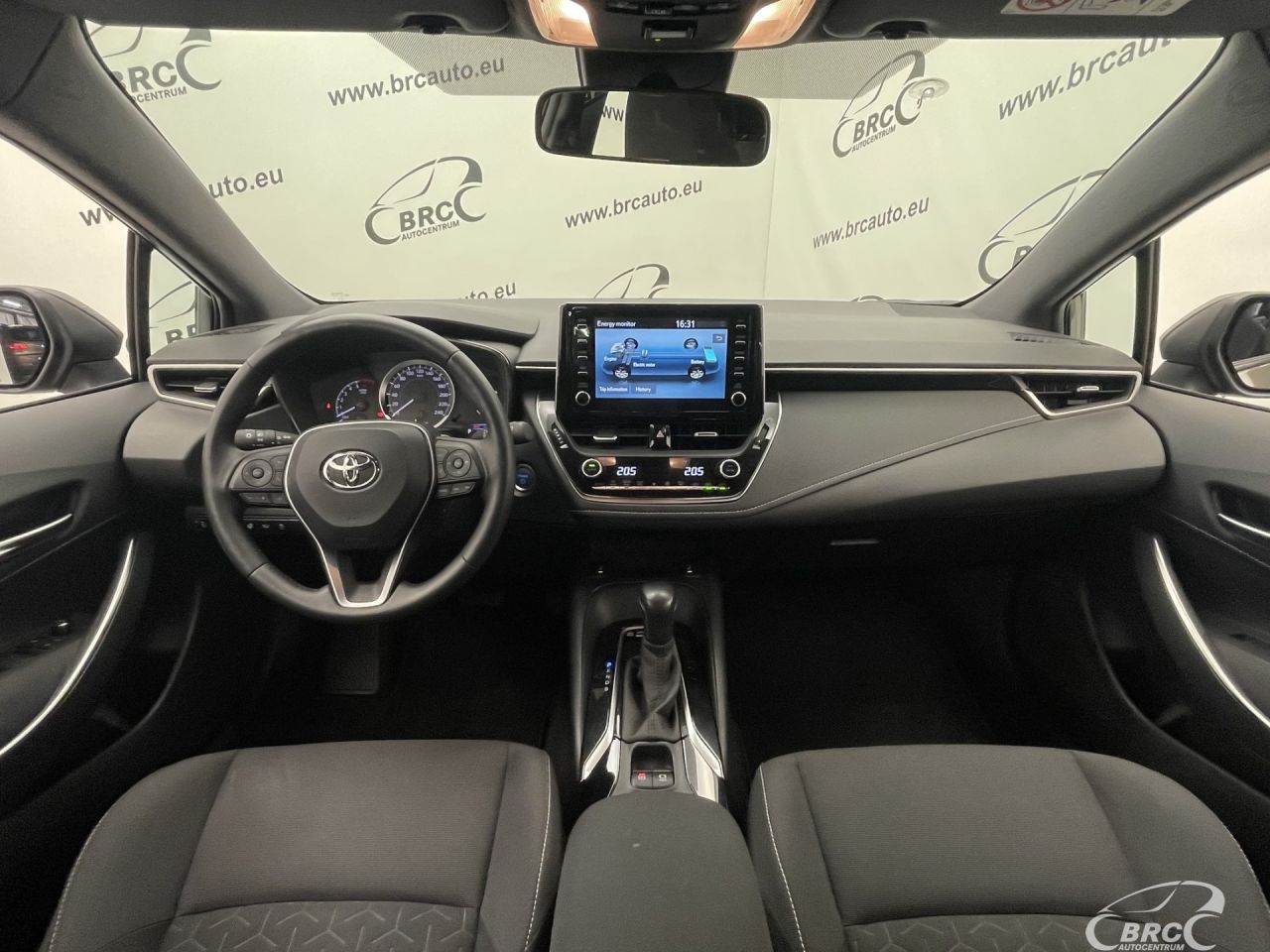 Toyota Corolla | 4