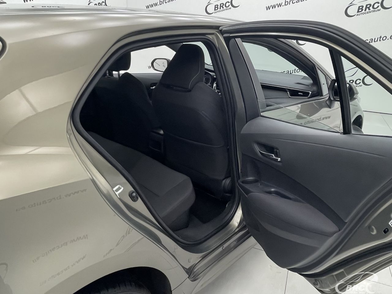 Toyota Corolla | 20