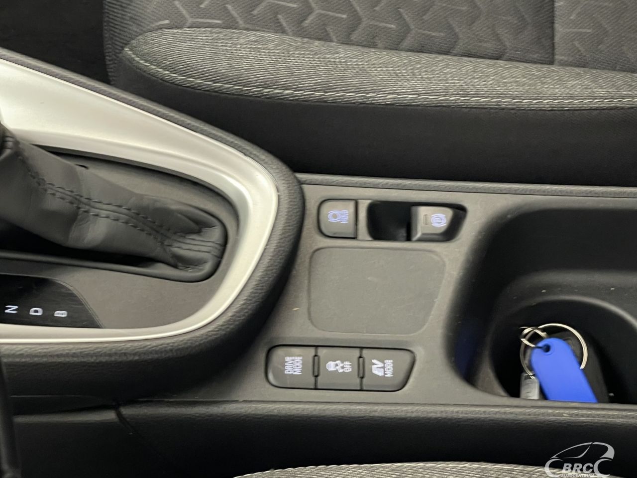 Toyota Yaris | 23