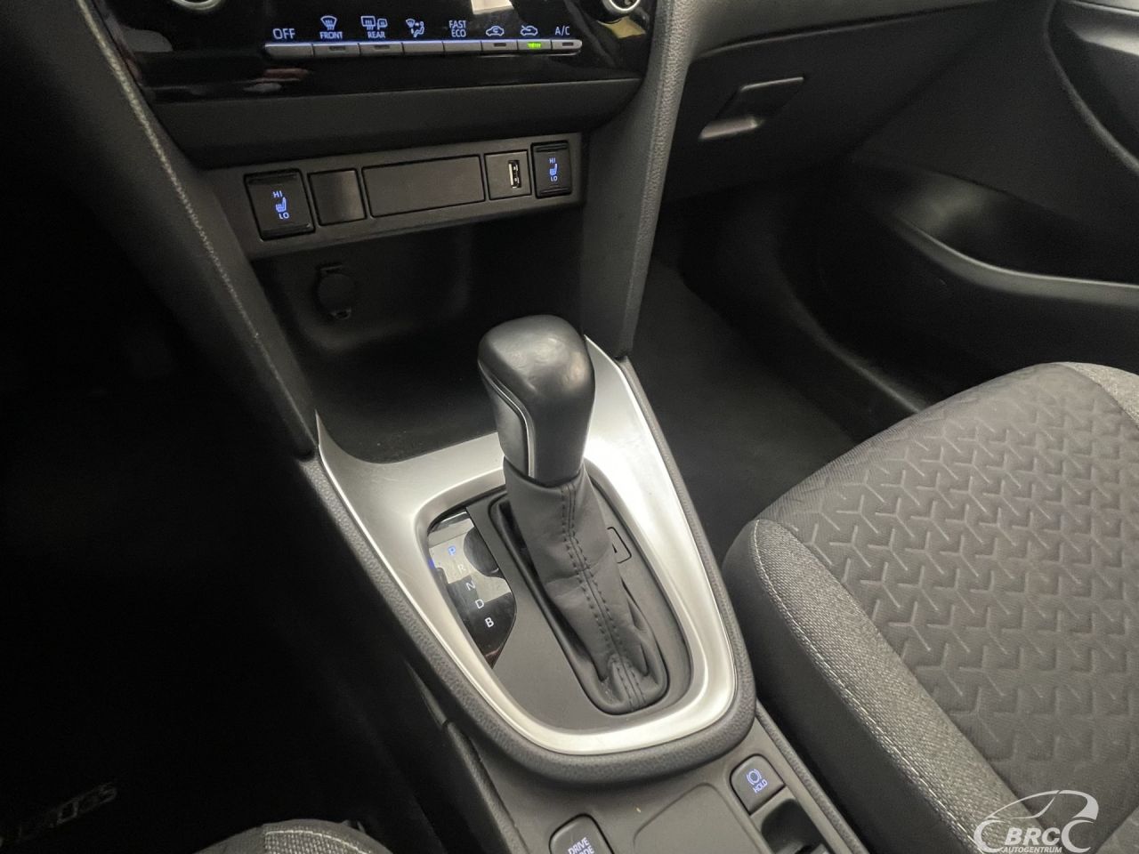 Toyota Yaris | 25