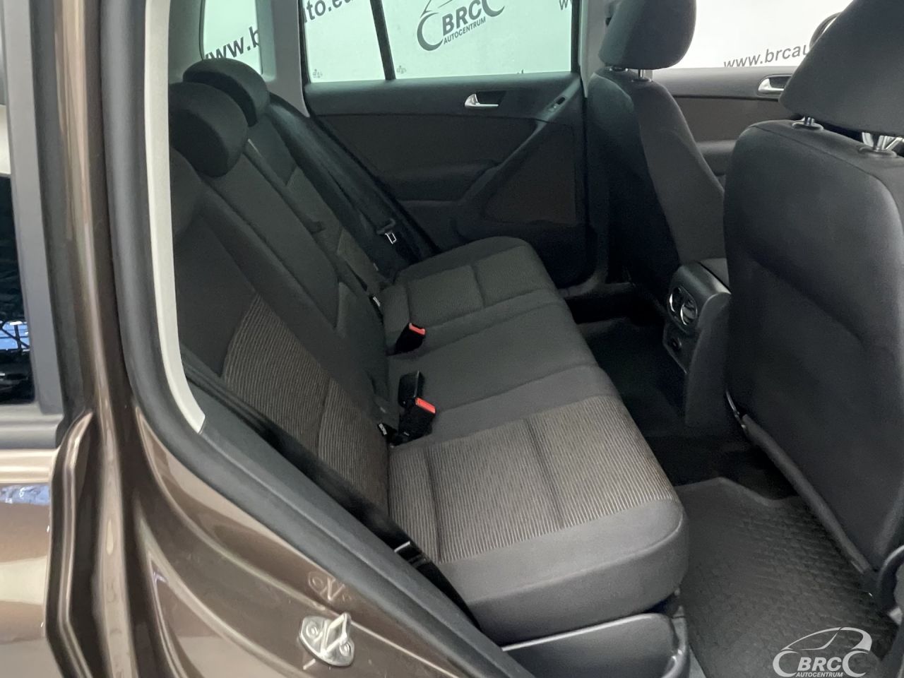 Volkswagen Tiguan | 9