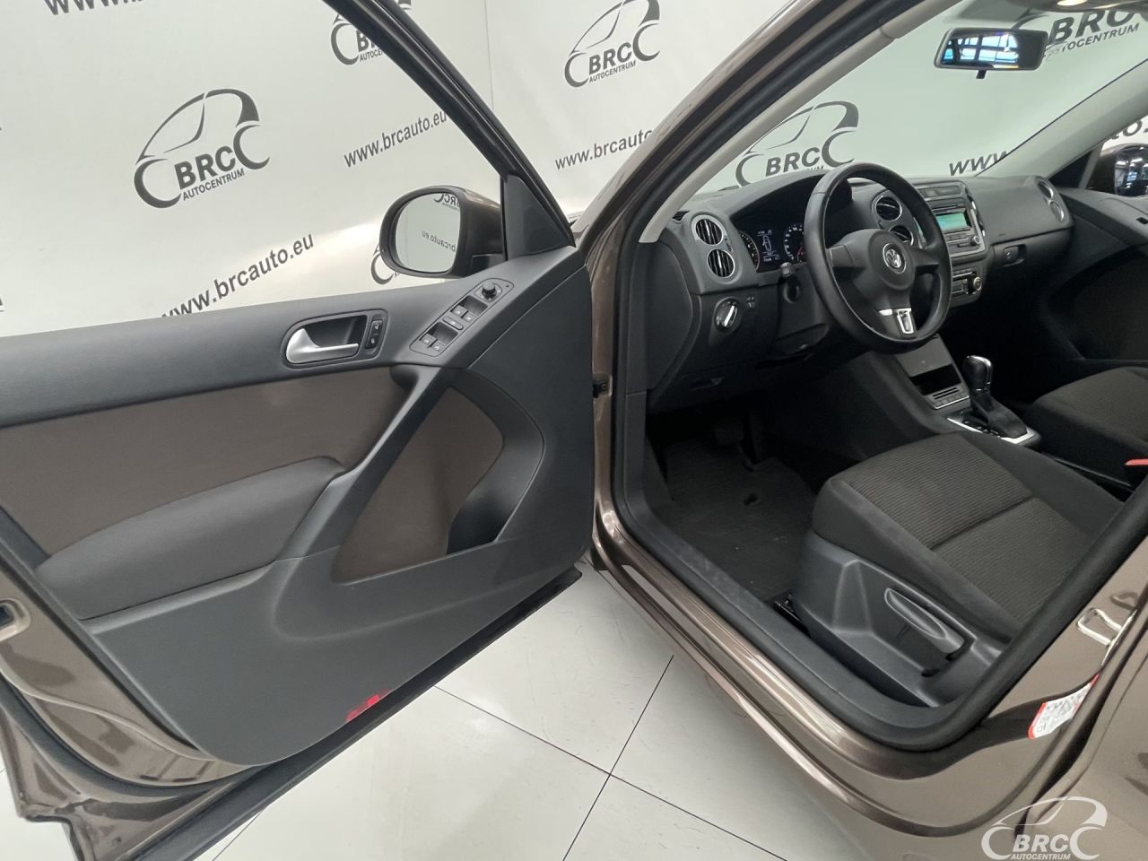 Volkswagen Tiguan | 17
