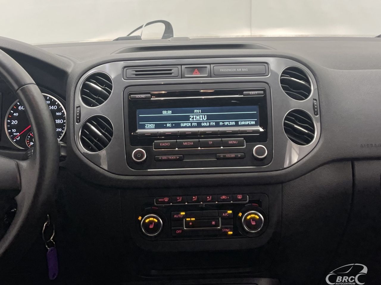 Volkswagen Tiguan | 13