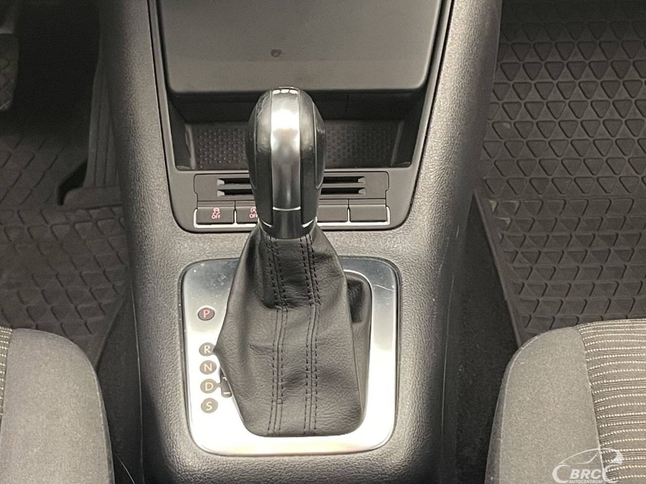 Volkswagen Tiguan | 16