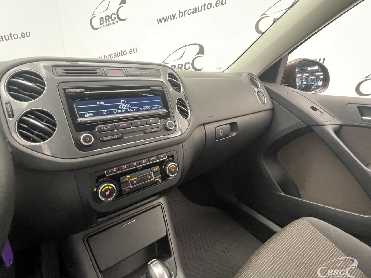 Volkswagen Tiguan | 26