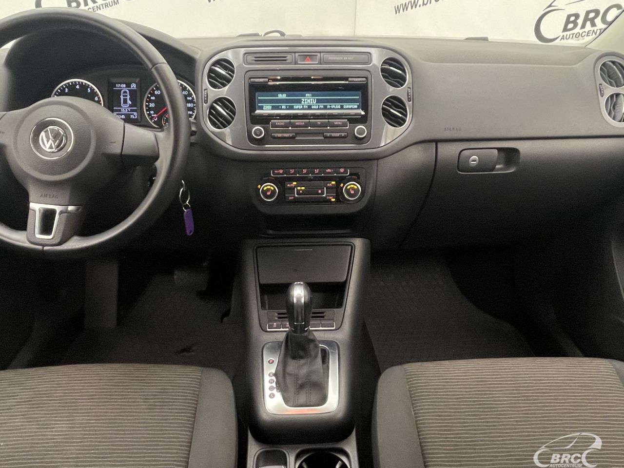 Volkswagen Tiguan | 14