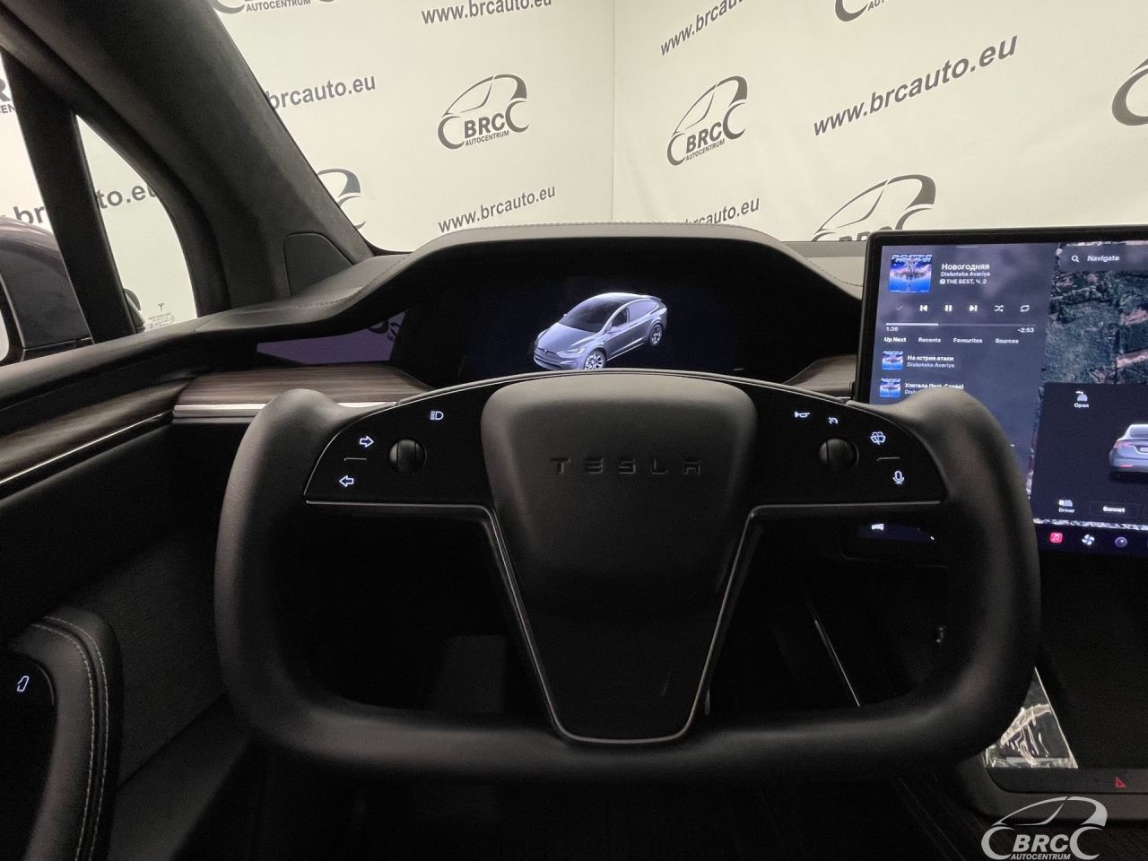 Tesla Model X | 27