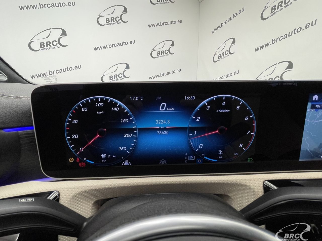 Mercedes-Benz CLA200 | 31
