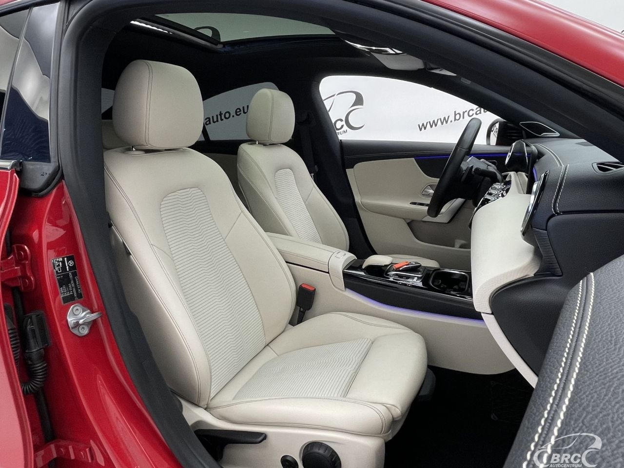 Mercedes-Benz CLA200 | 6