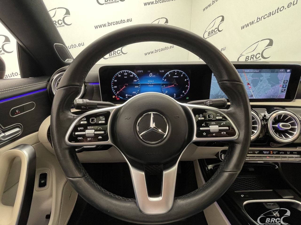 Mercedes-Benz CLA200 | 28
