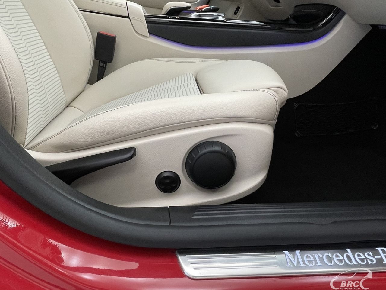 Mercedes-Benz CLA200 | 10